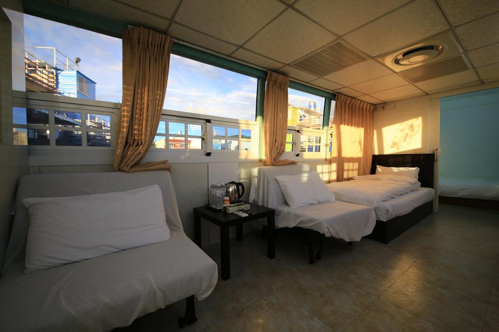 Mei Ru Car Rent Homestay Hengchun Exterior photo